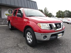 A 2011 Nissan Frontier SV CREW CAB 4X4