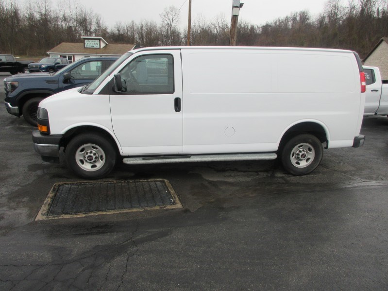 View vehicle photo 2