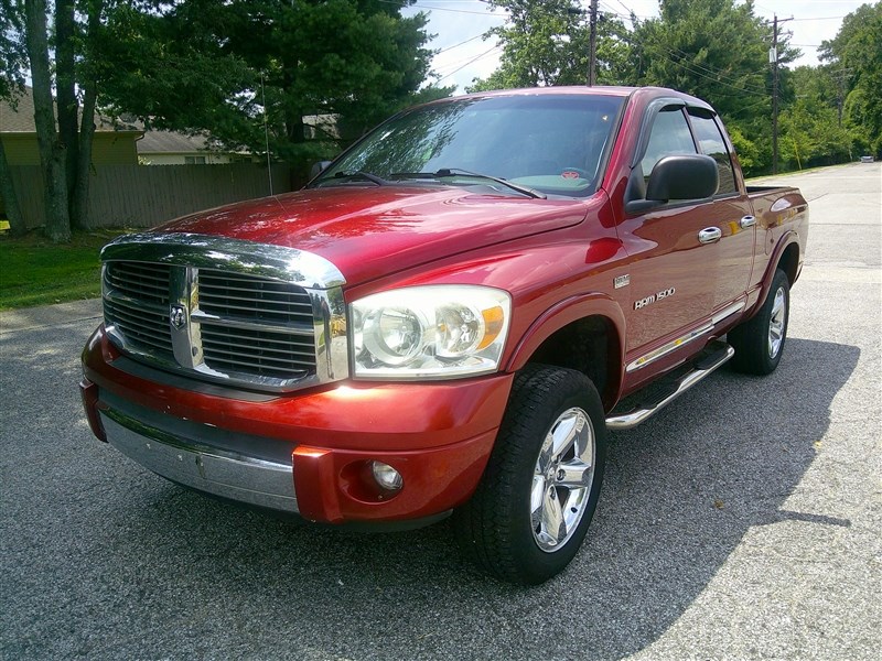 Red (MAROON) 2007 Dodge RAM 1500 Pickup Truck Four-Wheel Drive Automatic