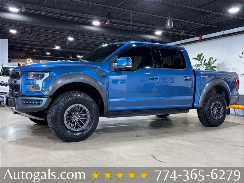 Video poster for 2019 Ford F‑150 Raptor