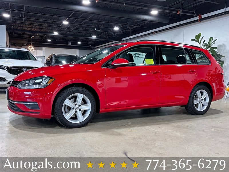 2018 Volkswagen Golf Sportwagen S