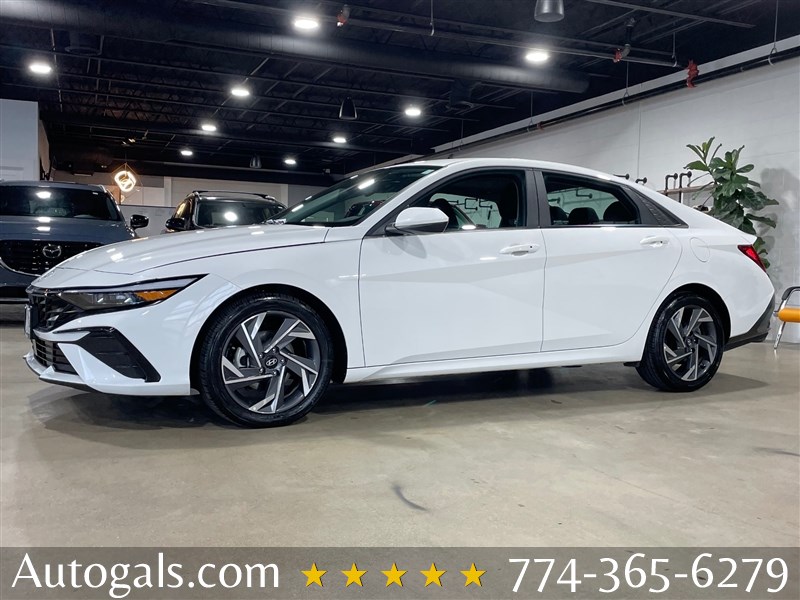 2025 Hyundai Elantra SEL