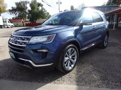 A 2019 Ford Explorer LIMITED