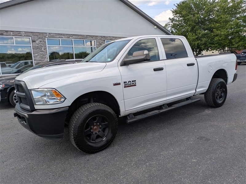 White 2017 RAM 3500 Tradesman Crew Cab 4WD Pickup Truck Four-Wheel Drive 6-Speed Automatic