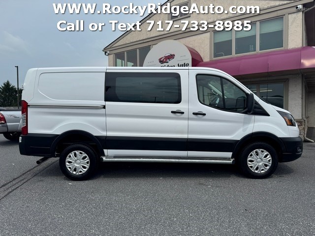 View vehicle photo 4