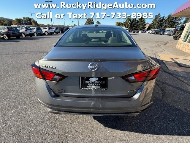 2024 NISSAN ALTIMA photo 6 of 42
