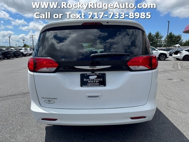 View vehicle photo 6