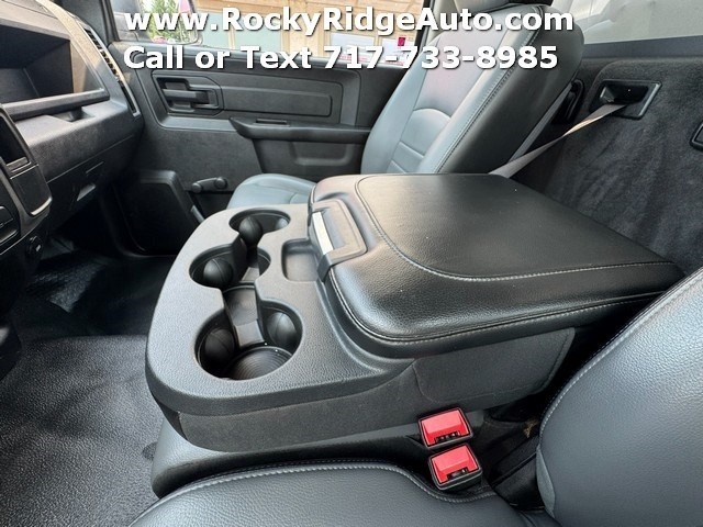 2023 RAM 1500 CLASSIC photo 17 of 30