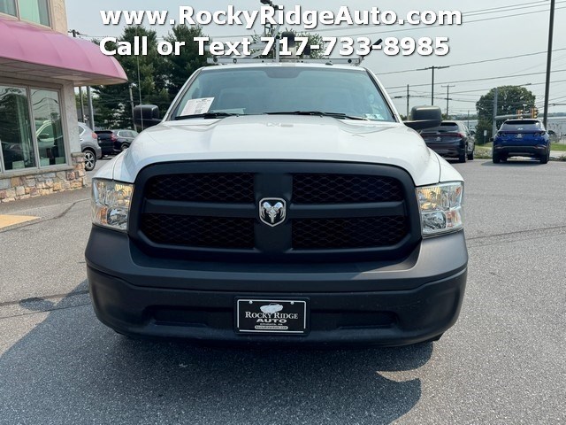 2023 RAM 1500 CLASSIC photo 2 of 30