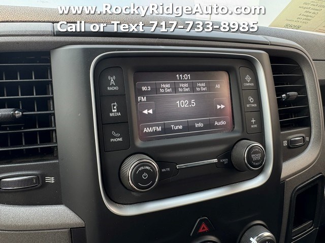 2023 RAM 1500 CLASSIC photo 23 of 30