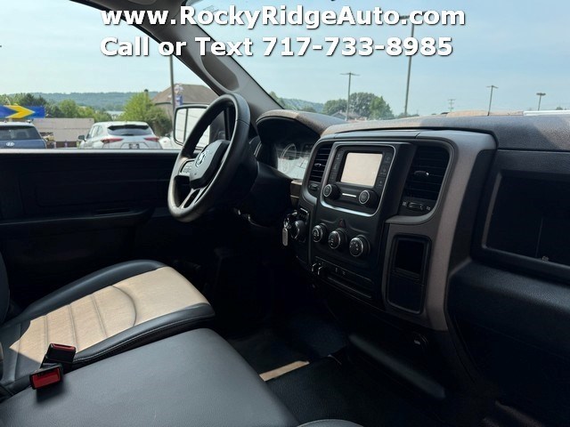 2023 RAM 1500 CLASSIC photo 26 of 30