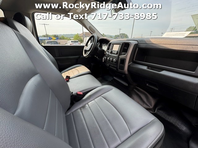 2023 RAM 1500 CLASSIC photo 27 of 30