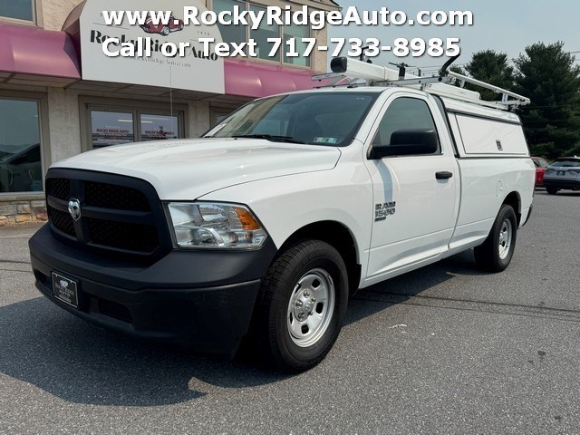2023 RAM 1500 CLASSIC photo 3 of 30