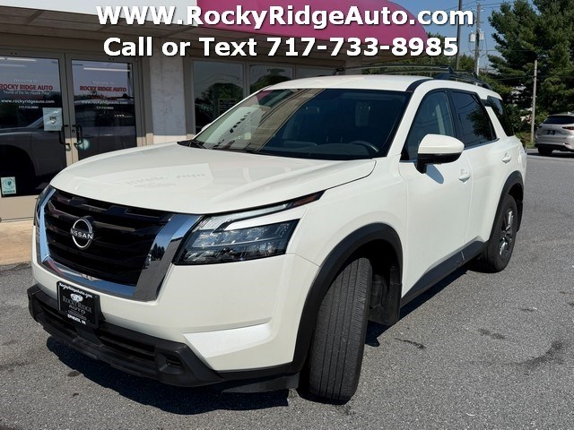 2024 NISSAN PATHFINDER photo 3 of 13