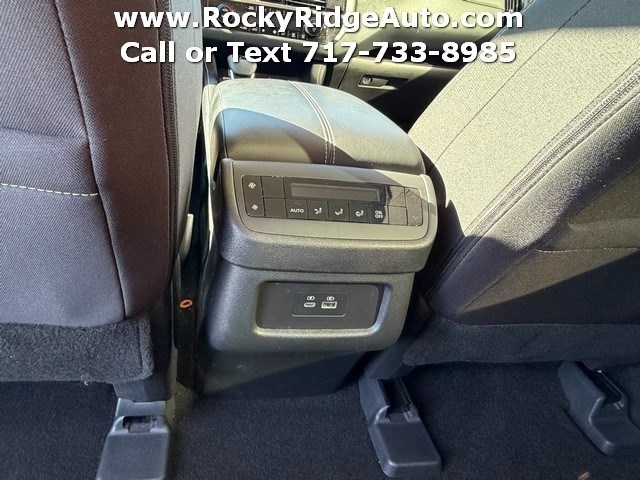 2024 NISSAN PATHFINDER photo 33 of 39