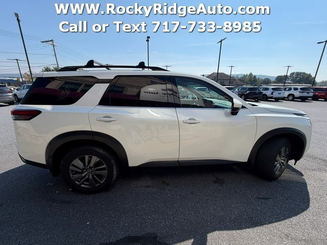 2024 NISSAN PATHFINDER photo 8 of 13