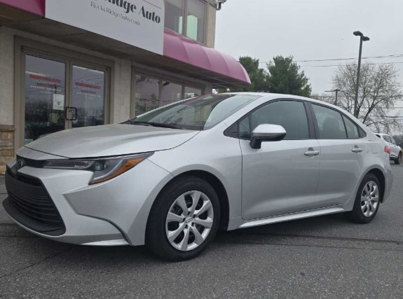 Silver 2025 Toyota Corolla LE FWD Sedan Front-Wheel Drive Automatic