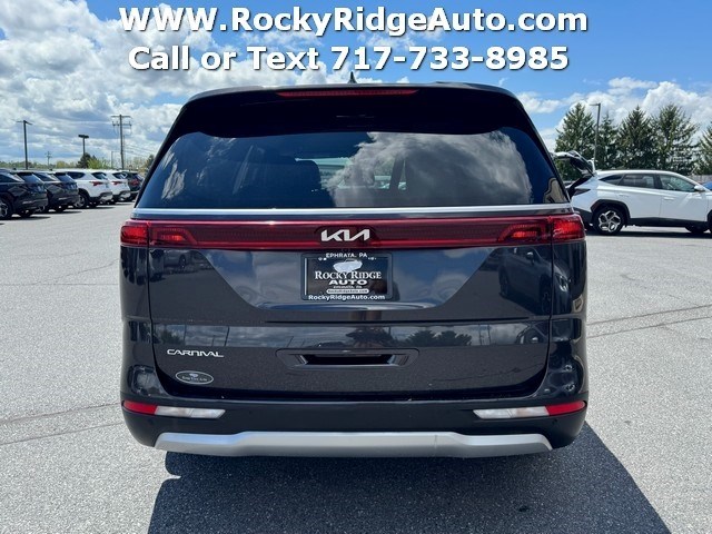 View vehicle photo 6