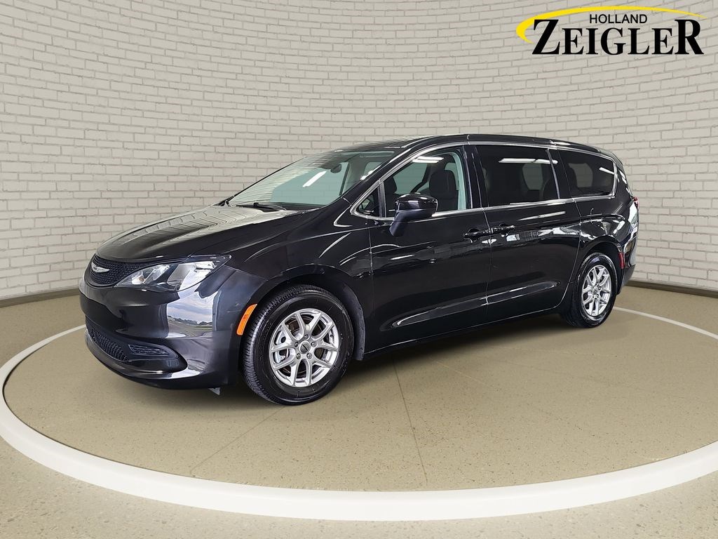 2023 Chrysler Voyager