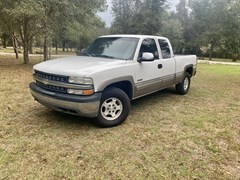 A 2000 Chevrolet Silverado K1500