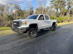 A 2015 GMC Sierra K1500 SLT