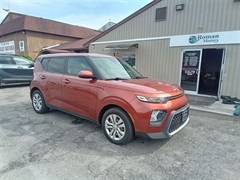 A 2021 Kia Soul LX