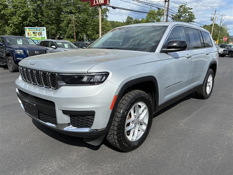 2023 JEEP GRAND CHEROKEE L Laredo, Altitude