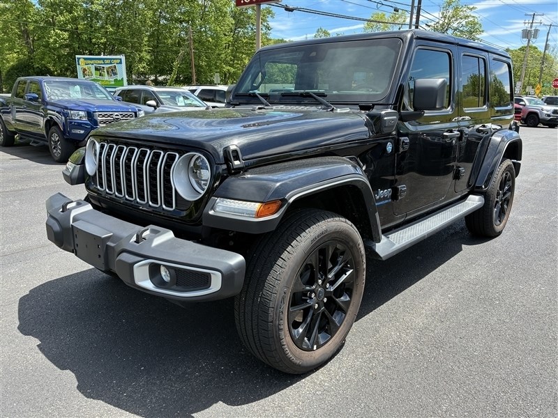 2025 JEEP WRANGLER Sahara 4XE