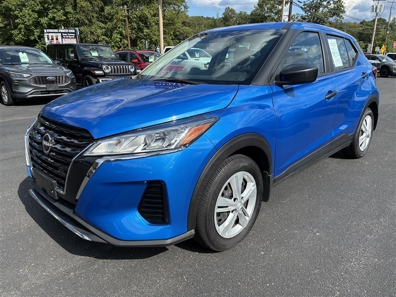 2025 NISSAN KICKS PLAY S