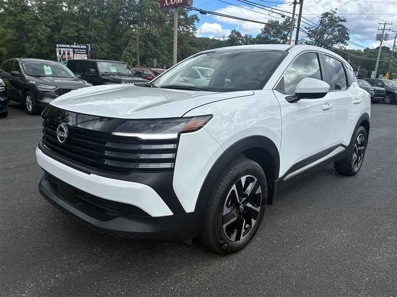 2025 NISSAN KICKS SV