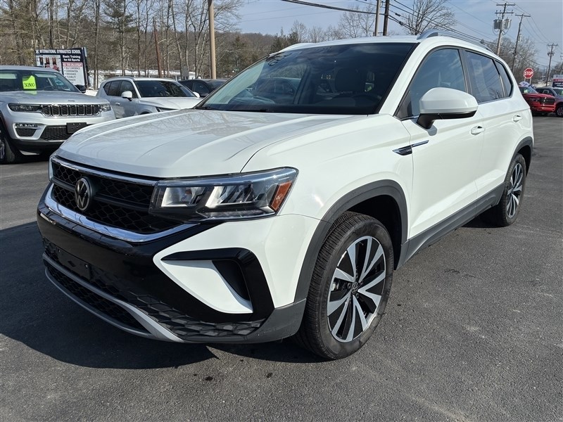 2023 VOLKSWAGEN TAOS 4Motion SE