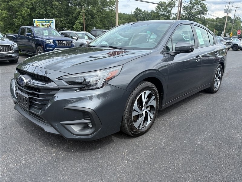 2024 SUBARU LEGACY Premium