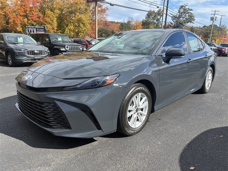 2025 TOYOTA CAMRY LE HYBRID