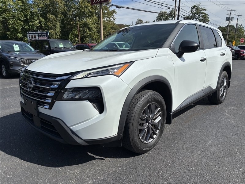 2024 NISSAN ROGUE S