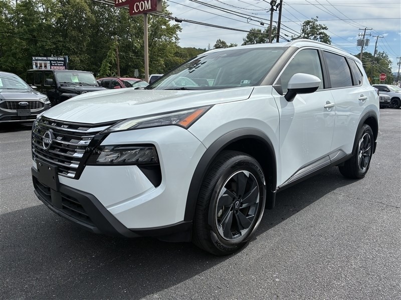 2025 NISSAN ROGUE SV
