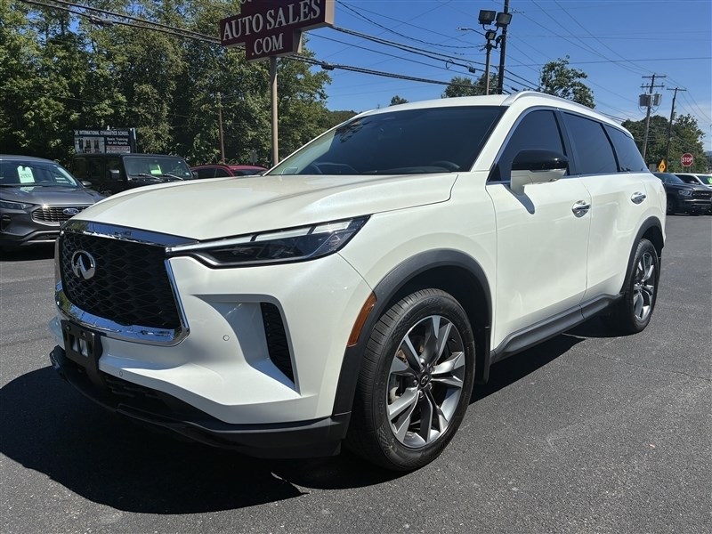 2023 INFINITI QX60 Luxe
