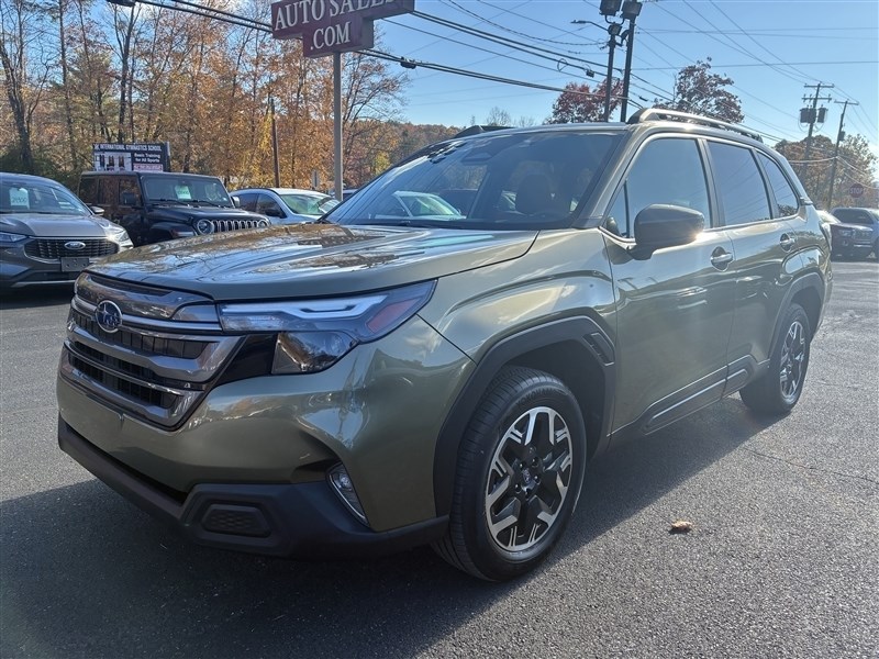 2025 SUBARU FORESTER Premium