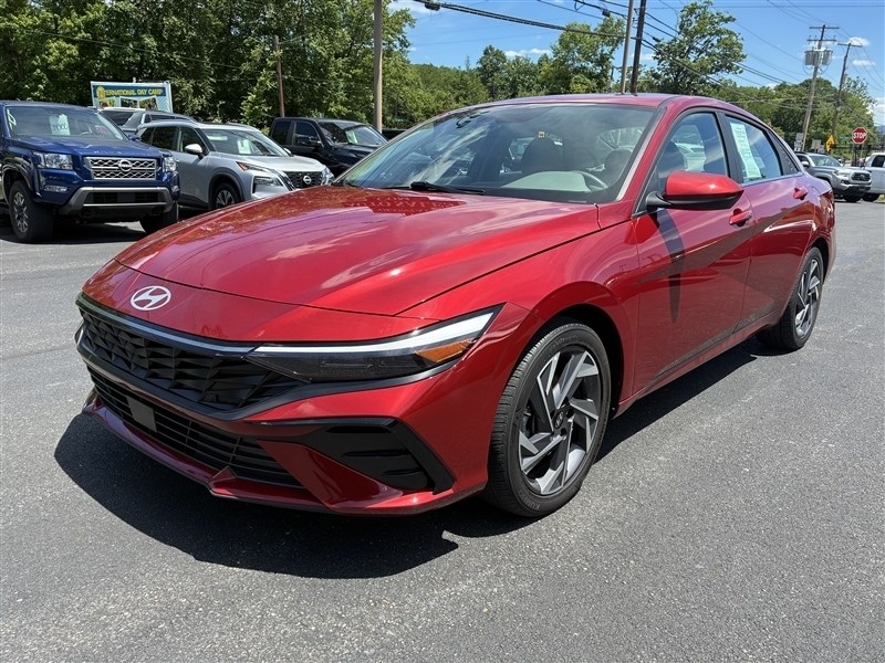 2025 HYUNDAI ELANTRA SEL Convenience