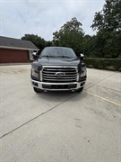 A 2015 Ford F150 SUPER CAB