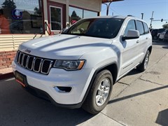 A 2017 Jeep Grand Cherokee LAREDO
