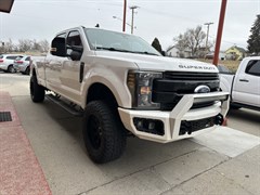 2019 Ford F-350 Super Duty Lariat's photo