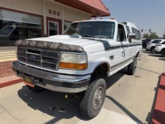 A 1996 Ford F250 XLT