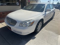 A 2009 Buick Lucerne CXL
