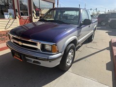 A 1995 Chevrolet S10 LS