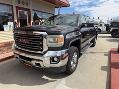 A 2015 GMC Sierra K2500 SLT