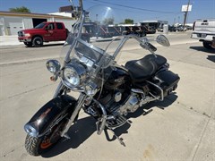 A 2005 Harley-Davidson Flhrci Road King