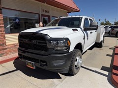 A 2024 Ram 3500 TRADESMAN