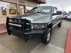 A 2005 Dodge Ram 2500 Quad St/slt BIG HORN