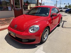 A 2012 Volkswagen Beetle 2.5L