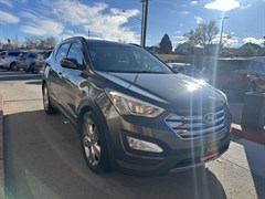 A 2013 Hyundai Santa Fe Sport 2.0 T